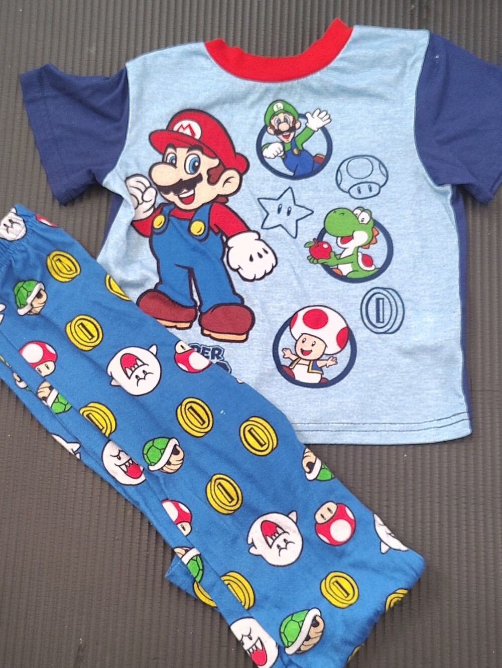 Size 6 Nintendo Super Mario Kids Pajama Set in Light Blue, Navy & Red